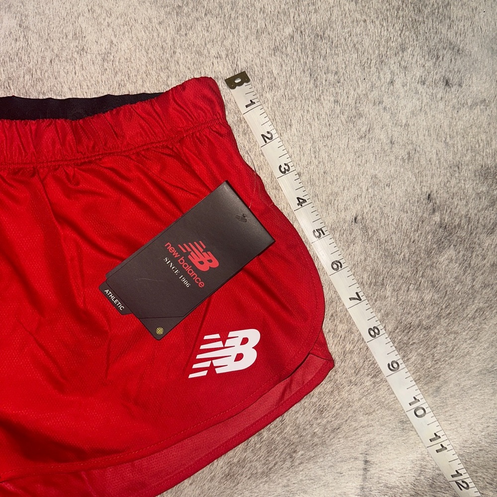 New Balance Split Shirts Women’s Size S - Picture 2 of 3